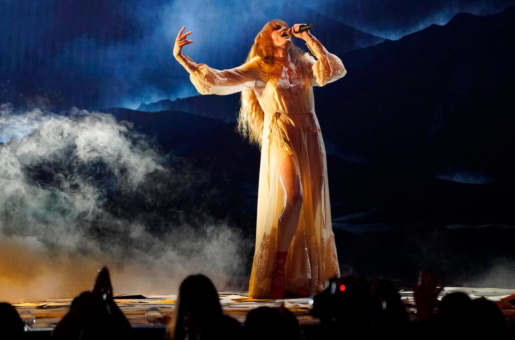 Florence Welch of Florence and the Machine performs "My Love" at the Billboard Music Awards