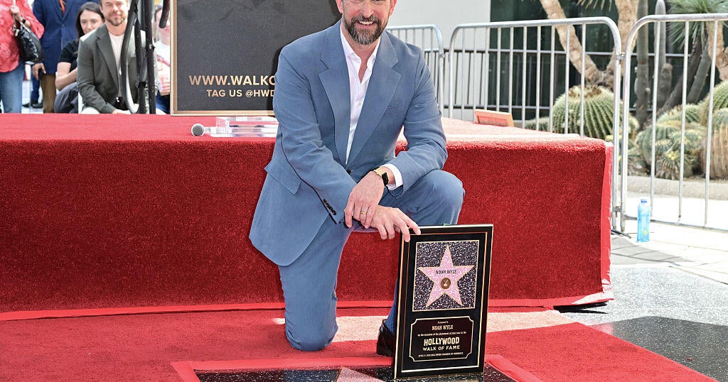Noah Wyle, star of Pittsburgh-based medical drama The Pitt, honored on Hollywood Walk of Fame