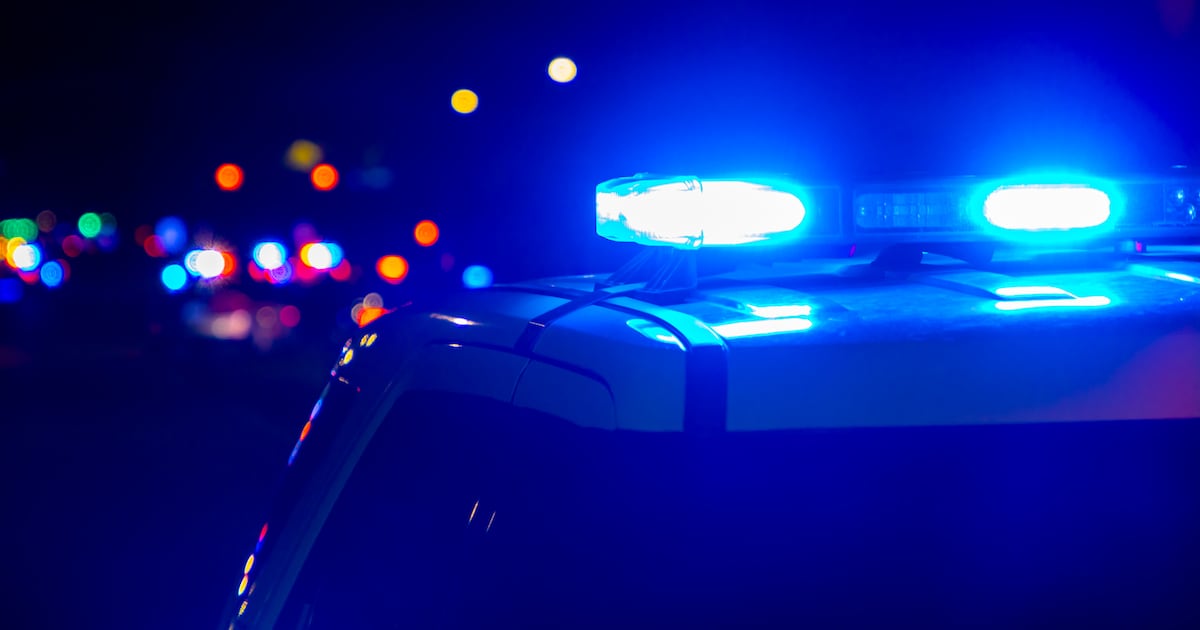 Two men injured after shooting in Homewood, EMS provides blood at the scene – WPXI