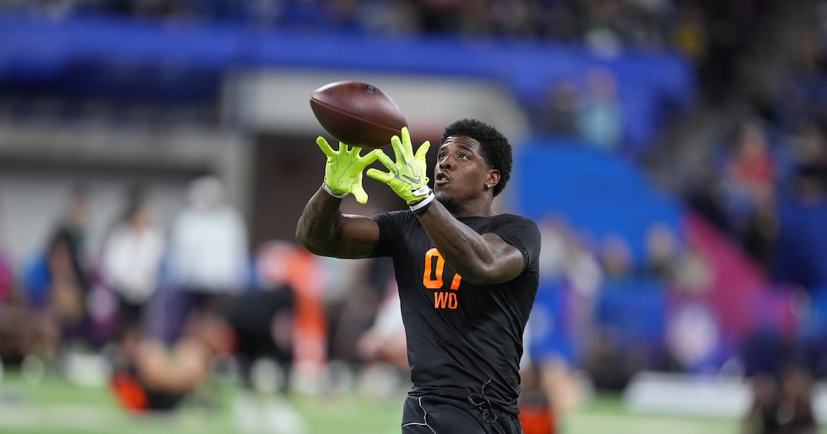 Pittsburgh Steelers select wide receiver Germie Bernard in second round of the NFL Draft