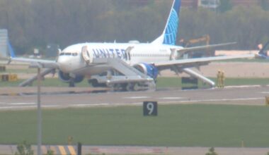 United Airlines plane diverted to Pittsburgh due to security threat – WHIO TV 7 and WHIO Radio