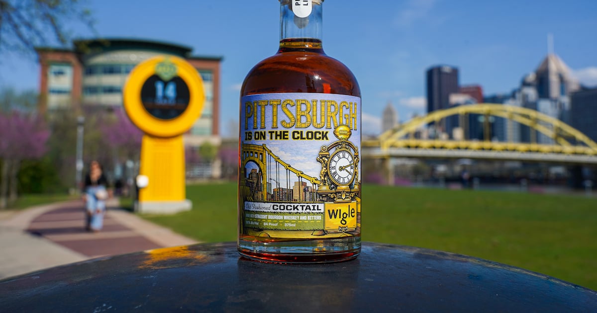 Pittsburgh distillery creates limited edition bottled cocktail in celebration of NFL Draft – WPXI