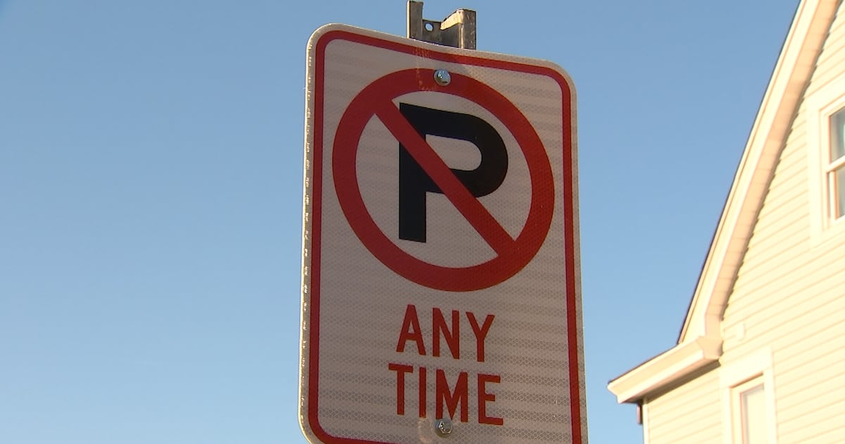 New parking rule goes begins on crowded McKees Rocks street