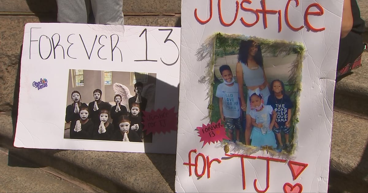 Family, supporters of teen hit & killed by vehicle demonstrate outside Allegheny County Courthouse – WPXI