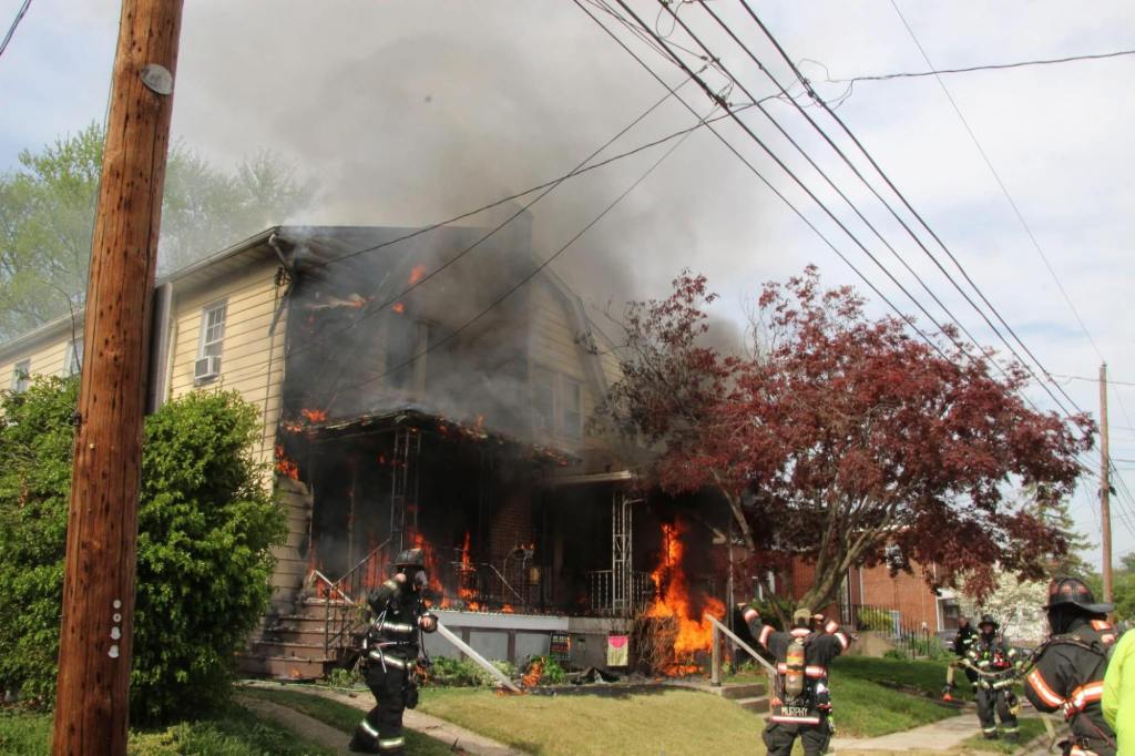 Duplex on fire in Collingdale; call up to 2 alarms