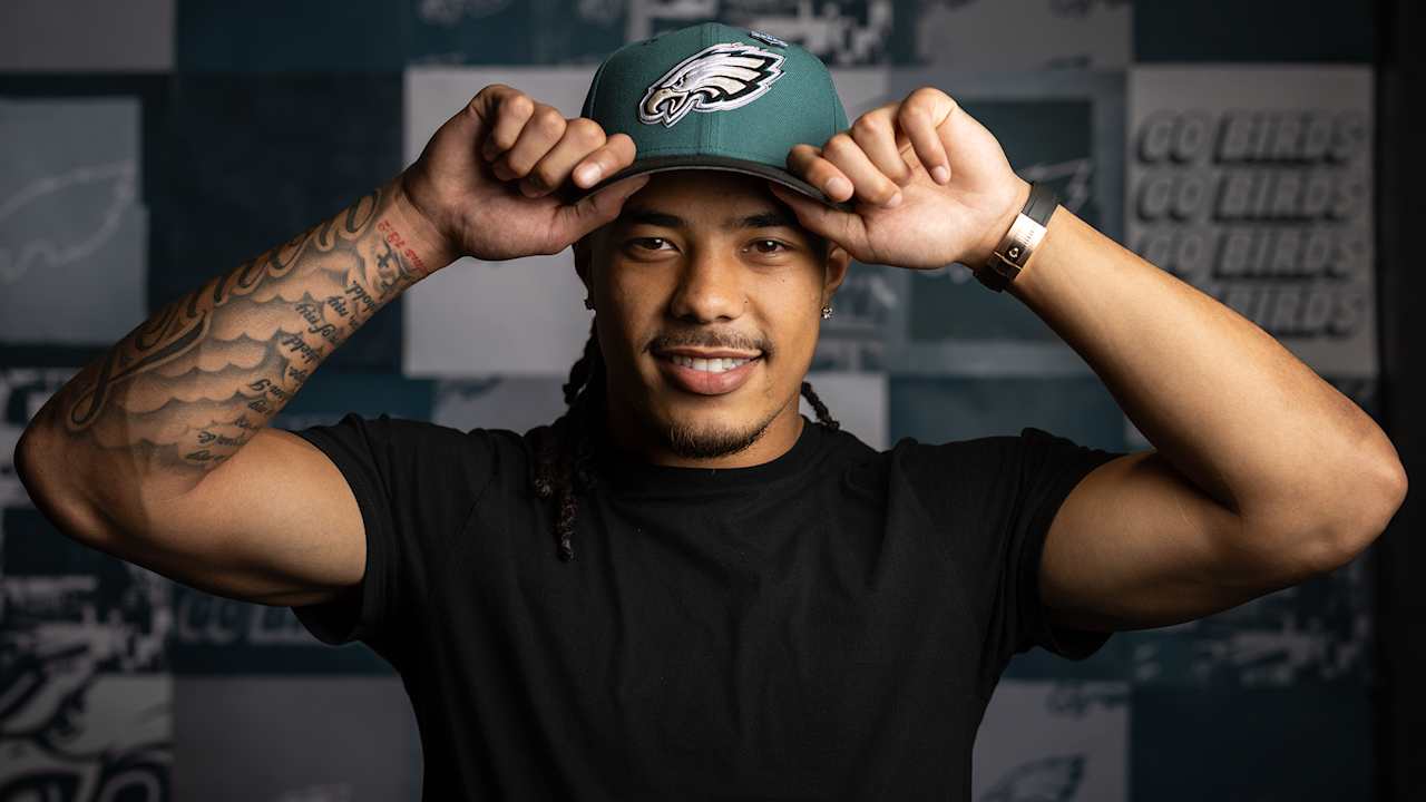 Makai Lemon arrives in Philadelphia