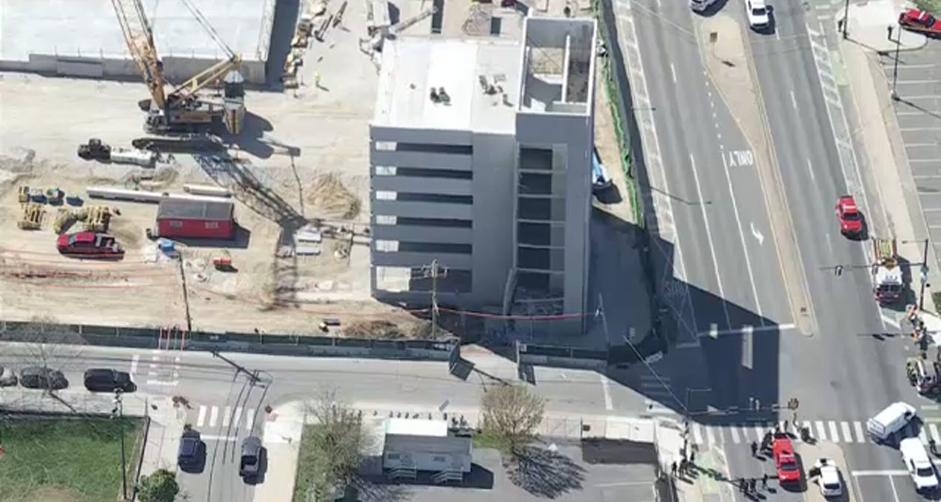 Philadelphia parking garage collapses; 1 dead, 2 trapped