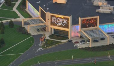 Mom arrested for leaving 1-year-old in a hot car outside a casino, police say