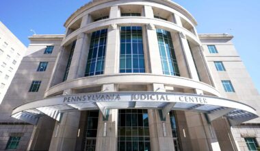Pennsylvania constitution guarantees abortion rights, court rules