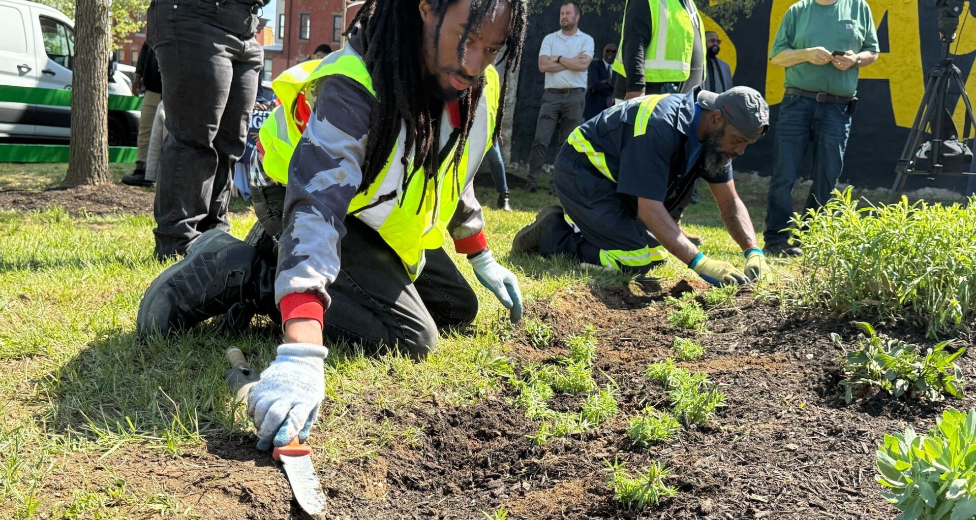 Philadelphia to transform vacant lots