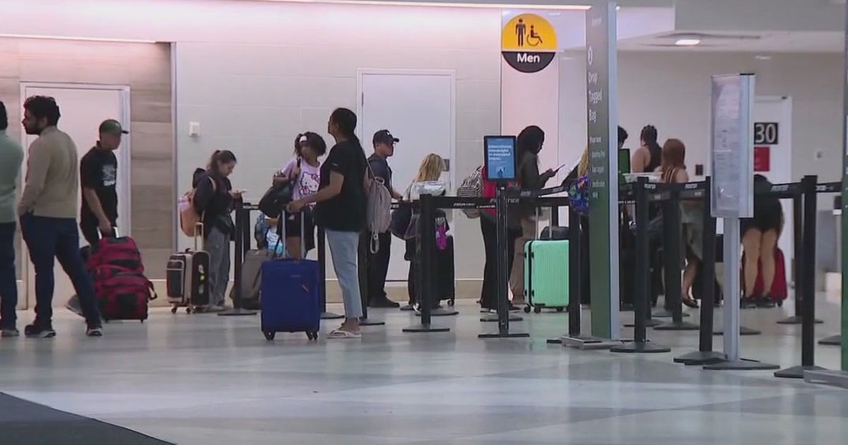 PHL Airport to reopen all TSA checkpoints after shutdown closures