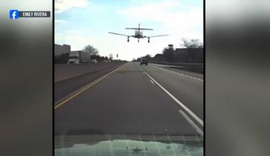 Video captures moment plane lands on Pa. interstate