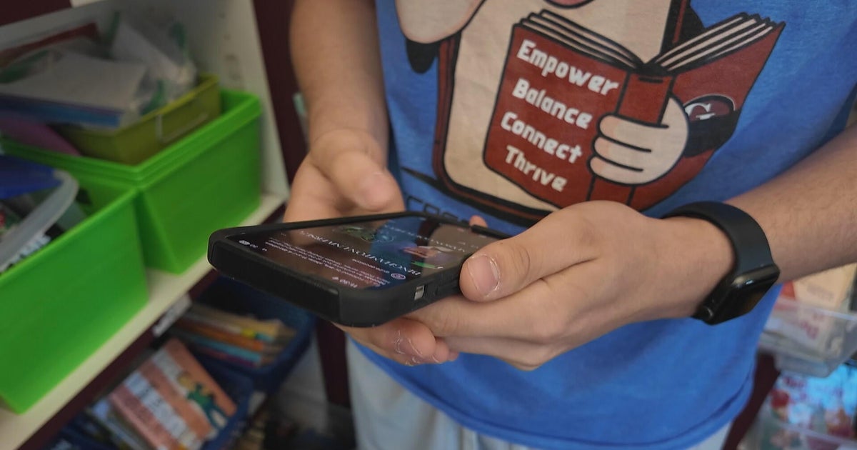 Pennsylvania teenagers aim to tackle child cellphone addiction with student-led initiative
