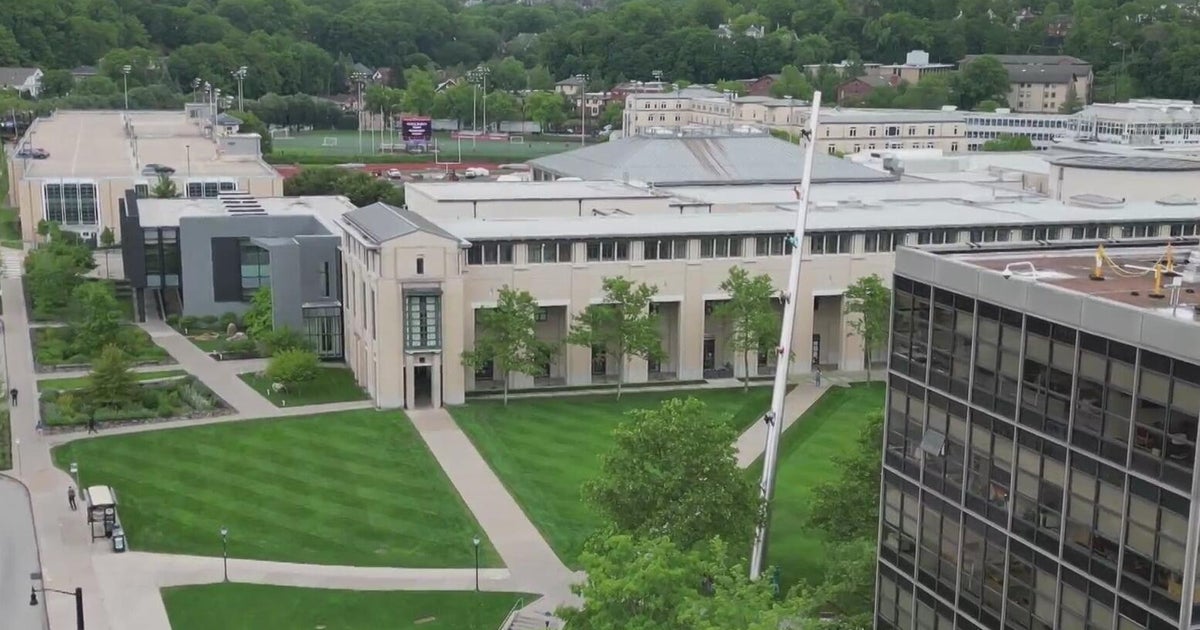 Custodian broke into Carnegie Mellon students' rooms and stole wallets, police say