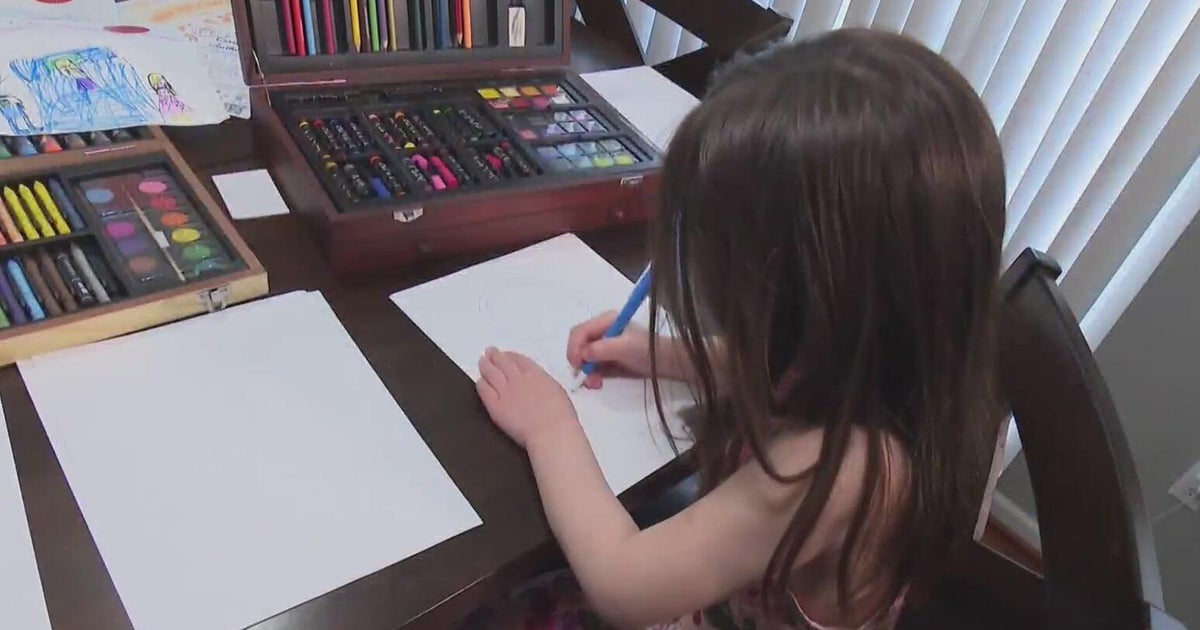 6-year-old Pennsylvania girl holding art auctions to raise money childhood cancer patients