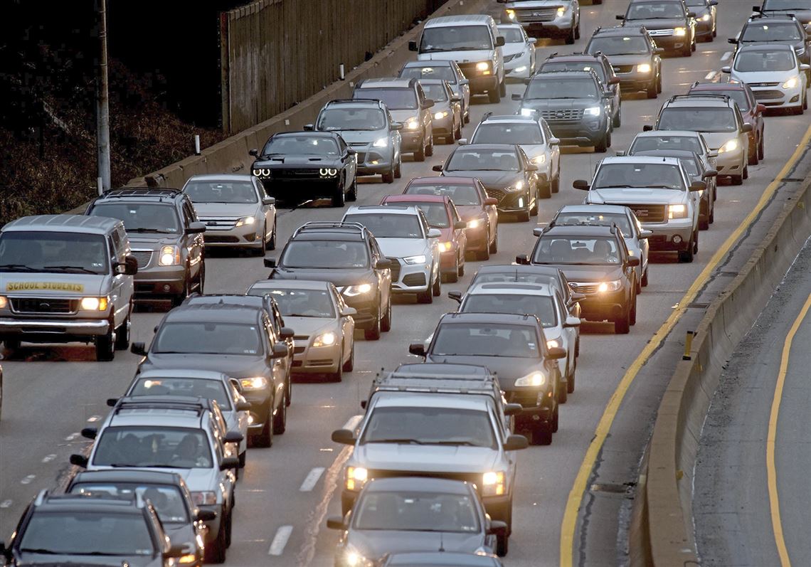 Professor urges using public transit to avoid closed streets, limited parking during NFL Draft