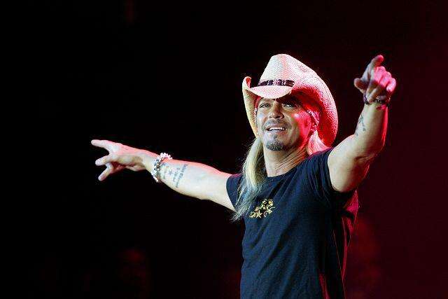 Bret Michaels, Wiz Khalifa take the stage on draft day 2 – Butler Eagle