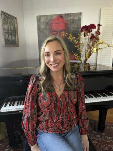 Lisa Bodnar live with ‘Y411’ at Ice House – Times News Online