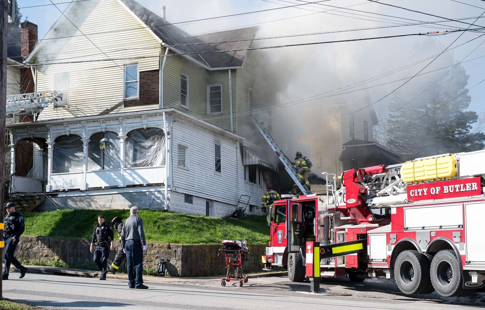 Girl, 16, recovering in Pittsburgh hospital after rescue from burning home in Butler – Butler Eagle