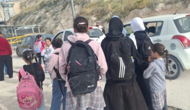 Israeli forces block students in West Sur Baher & erect checkpoint south of Bethlehem