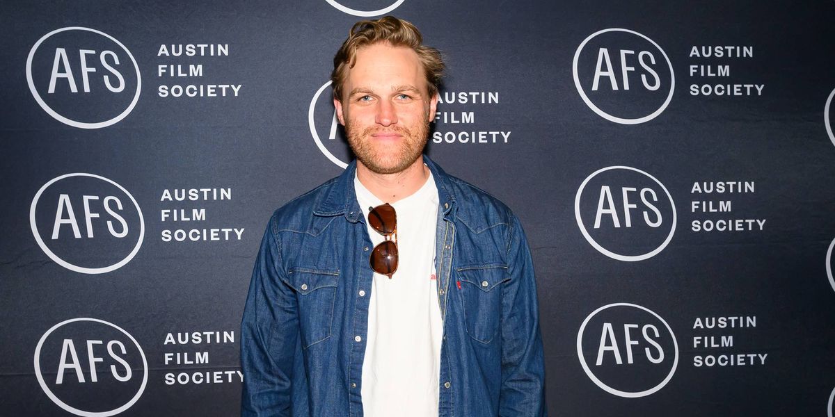 Kurt Russell and Goldie Hawn’s son plans Lake Erie plunge to celebrate playoff hockey