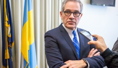 Larry Krasner calls on Bob Brady, the longtime chair of Philly's Democratic committee, to resign