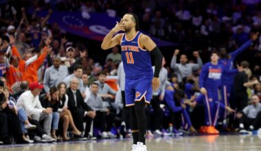 Knicks Take 3-0 Series Lead As New York Fans Celebrate In Philadelphia