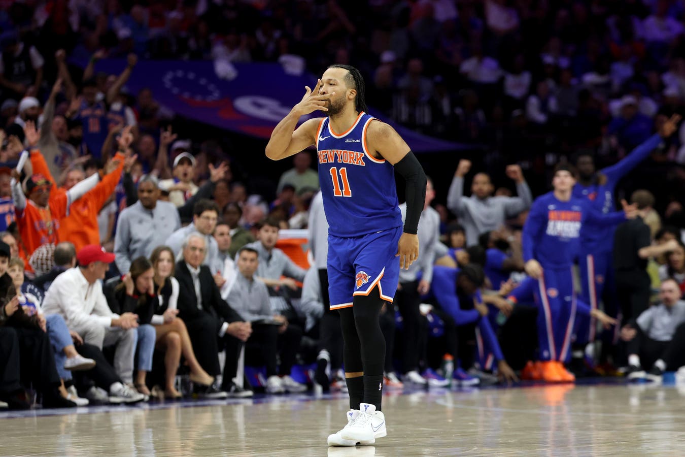 Knicks Take 3-0 Series Lead As New York Fans Celebrate In Philadelphia
