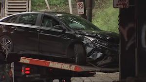 2 juveniles detained after stolen vehicle was found crashed in Pittsburgh