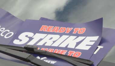 PECO union "overwhelmingly" votes to authorize strike as contract negotiations continue