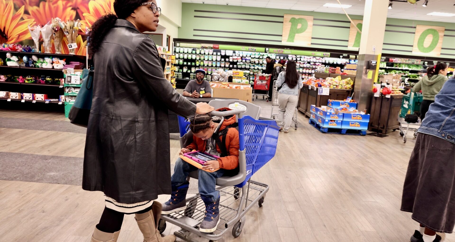 Philadelphia advocates want stores to have Caroline’s Carts