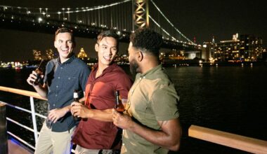 This weekend, Philadelphians can set sail during the Memorial Day Signature Dinner Cruise.