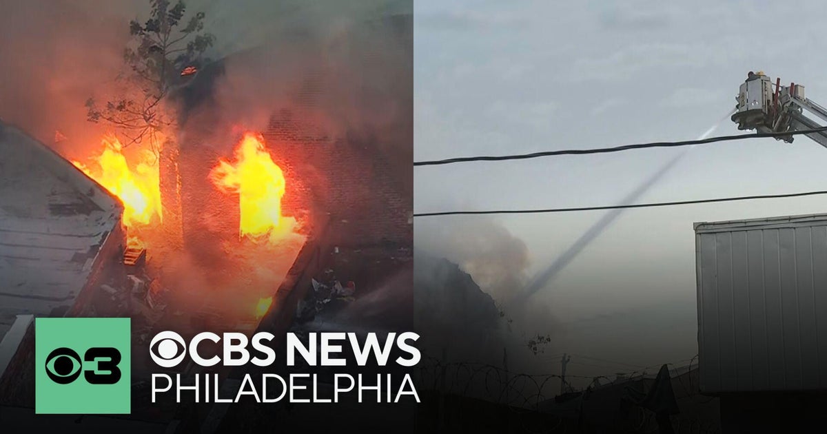 Fire mostly contained after damaging building in Kensington section of Philadelphia