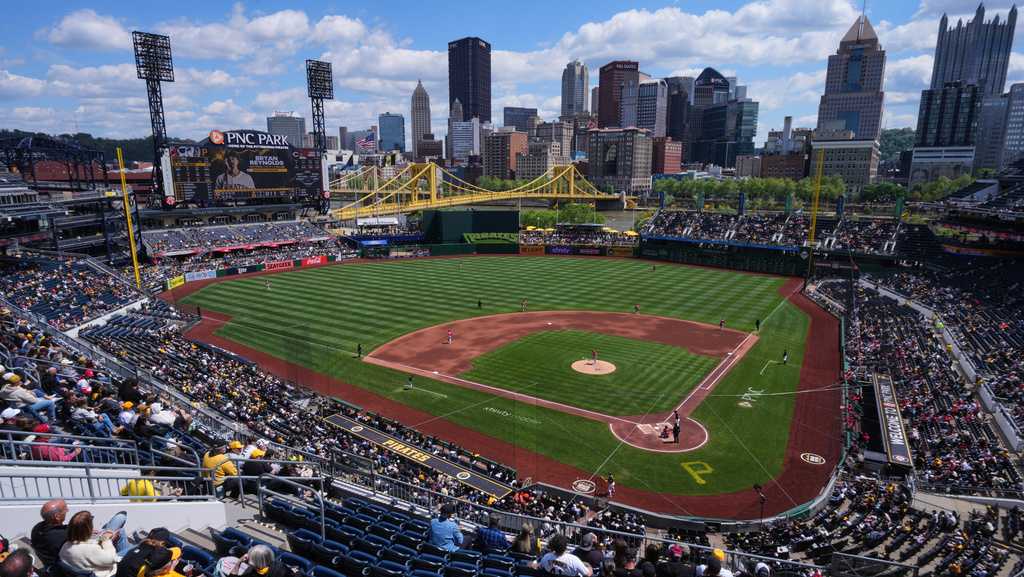 Pirates host first-ever country weekend at PNC Park