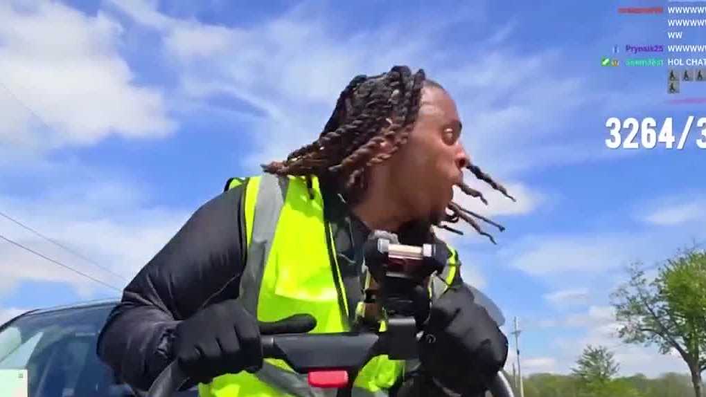 Twitch streamer hit by car during livestreamed cross-country walk