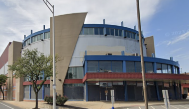 Riverview Plaza movie theater renovation in South Philly called off by Apple Cinemas