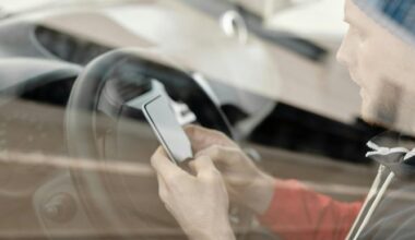 Pennsylvania to start issuing $50 fines for drivers caught using cellphones