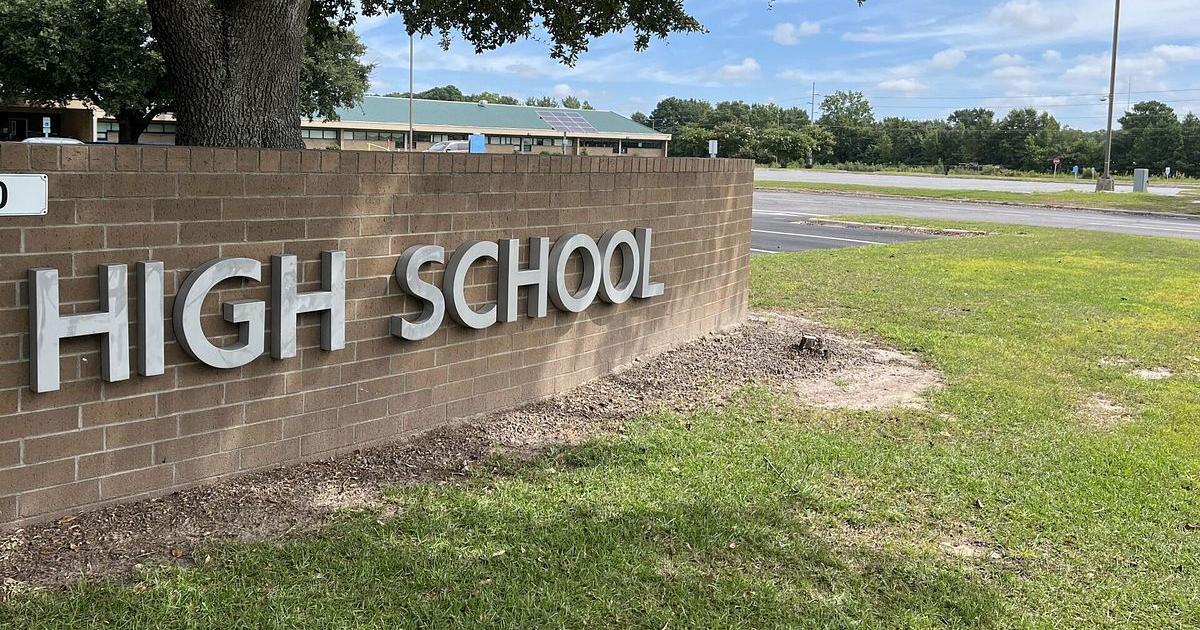 Despite tax revolt, Lower Merion keeps administrator pay high | Pennsylvania