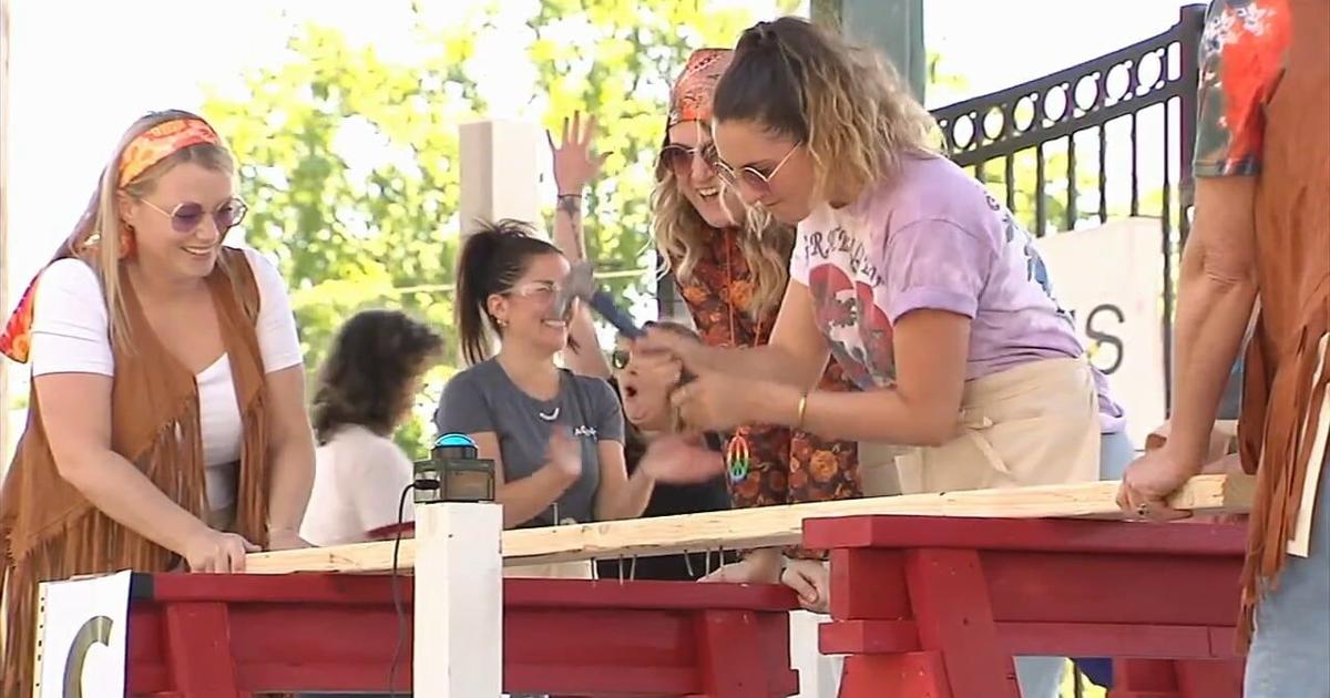 Women in Northampton Co. team up to hammer nails and support single moms | Nazareth Area