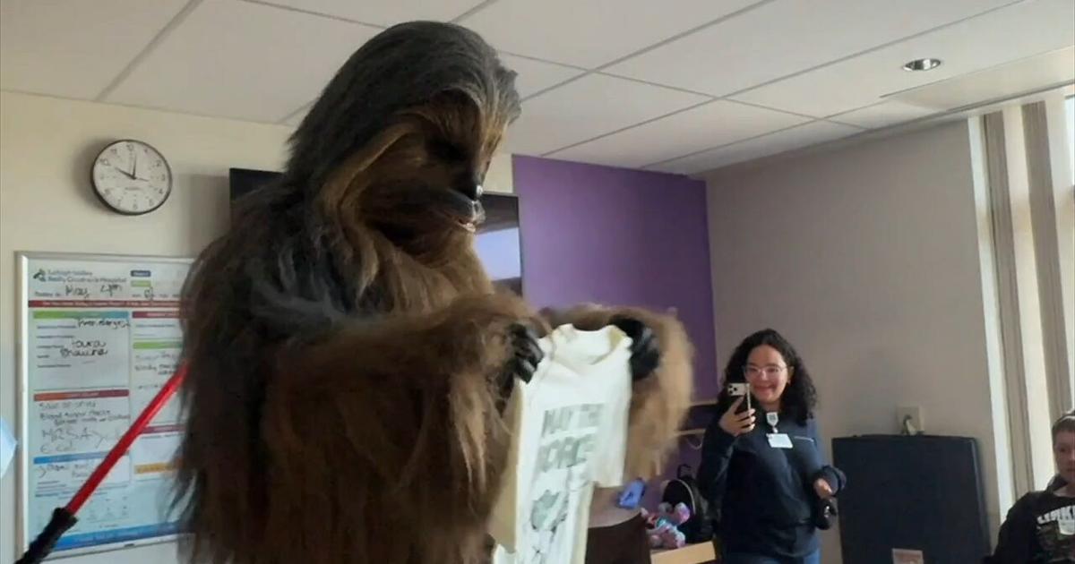 From a galaxy far, far away to Allentown: Star Wars characters visit children’s hospital | Allentown Area