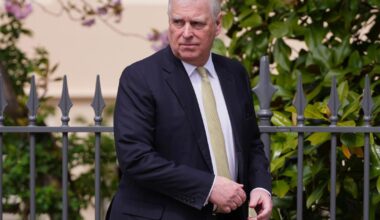 Man arrested on suspicion of weapon possession after report former Prince Andrew was threatened | Ap-world