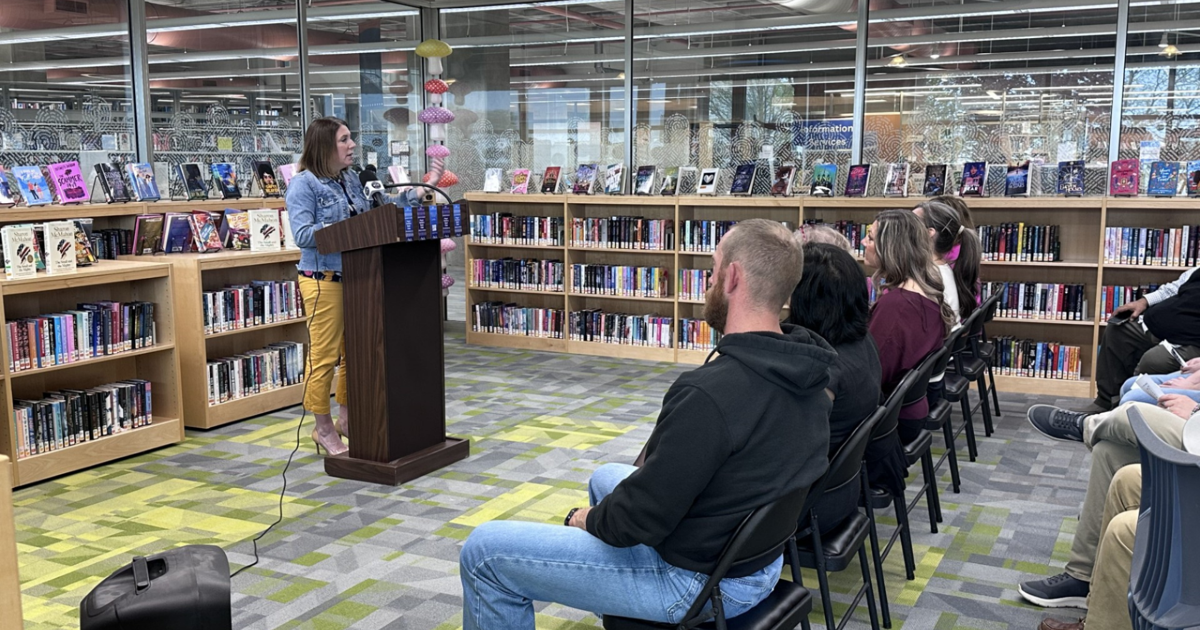 Mayor Daria Devlin Announces Summer Book Club for All | News