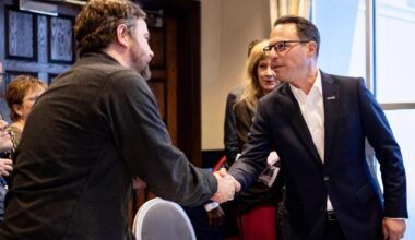 Shapiro fires up Erie Dems ahead of primary | News