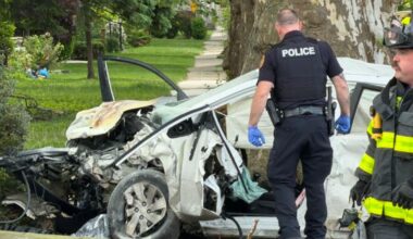 3 injured after crash brings down pole, wires in Bethlehem | Bethelehm Area