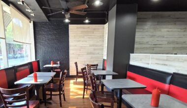 Iconic Lehigh Valley hot dog shop beefs up presence with 2nd location | Easton Area