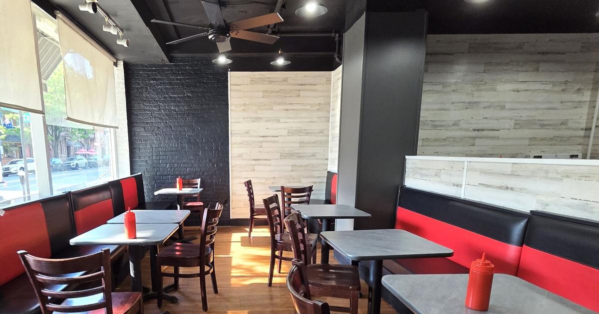 Iconic Lehigh Valley hot dog shop beefs up presence with 2nd location | Easton Area