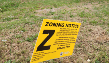Clinton City Council advances first reading of duplex compromise zoning plan | News