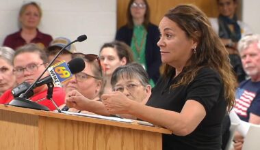 Job‑cut proposal fails at emotional Whitehall Coplay School Board meeting | Allentown Area