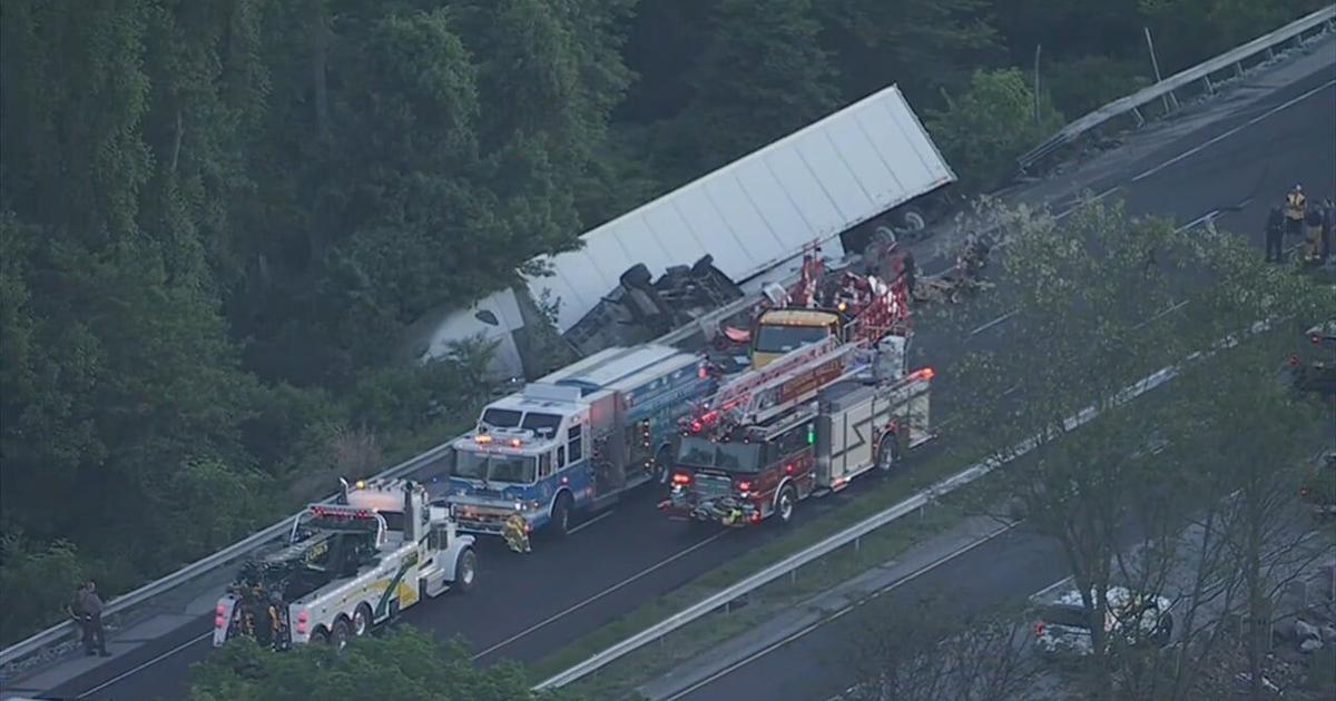 2 workers killed in Route 30 work‑zone crash; Tractor‑trailer driver under investigation | Southeastern Pennsylvania