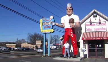Chip, Chip, Hooray! Coopersburg ice cream giant restored to his retro glory | Southern Lehigh County